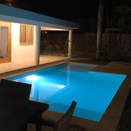 ホテル Seahorse Retreat Playa Bonita ラス・テレナス エクステリア 写真
